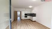Podnájem velmi pěkného z části zařízeného cihlového bytu 2+kk s balkonem + gar. stání, cena 21000 CZK / objekt / měsíc, nabízí 