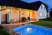 Prodej, Hotel, pension, Černovice, cena 6890000 CZK / objekt, nabízí 