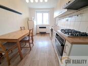 Prostějov, ul. Jihoslovanská, byt 2+1, balkón, cena 13000 CZK / objekt / měsíc, nabízí 
