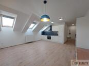 Pronájem bytu 1+kk, ul. Holická, Olomouc, cena 12500 CZK / objekt / měsíc, nabízí 