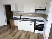 Nabízíme pronájem bytové jednotky 2+1 s lodžií, OV, V Sídlišti 390, Děčín, po celkové rekonstrukci, cena 8900 CZK / objekt / měsíc, nabízí 