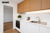 Pronájem krásného bytu 1+1 po kvalitní rekonstrukci, ul. Ludvíka Podéště, Ostrava - Poruba, cena 11500 CZK / objekt / měsíc, nabízí 