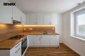 Pronájem bytu 3+1 po kompletní rekonstrukci | Ostrava, Varenská, cena 18000 CZK / objekt / měsíc, nabízí 