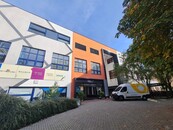 Pronájem kancelářských prostor (38,23 m2), Praha 5 - Stodůlky, Prusíkova, cena 12636 CZK / objekt / měsíc, nabízí Maxxus reality