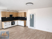 Pronájem prostorného bytu 3+kk 75 m2, Praha-Kamýk, ul. Pšenčíkova, cena 26000 CZK / objekt / měsíc, nabízí Maxxus reality