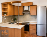 Světlý byt 2+kk 53 m2 s balkonem, klidná lokalita Praha-Radotín, cena 20000 CZK / objekt / měsíc, nabízí Maxxus reality