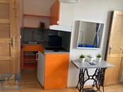 Pronájem zařízeného bytu 1+kk/L (25 m2), Praha 4 - Nusle, 5. května, cena 13950 CZK / objekt / měsíc, nabízí 