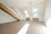 Pronájem nového podkrovního bytu 4+kk (123 m2) + terasa (7 m2), Praha 2 - Vinohrady, Chodská, cena 48900 CZK / objekt / měsíc, nabízí 