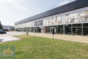 Pronájem obchodních prostor/showroomu (260,7 m2), SHOP PARK Čestlice, Průhonická ul., cena 18 EUR / m2 / měsíc, nabízí 