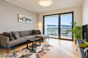 Pronájem nadstandardního bytu 2+kk 60 m2 s terasou, Praha 7 - Holešovice, cena 35000 CZK / objekt / měsíc, nabízí 