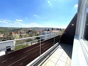 Pronájem bytu 3+kk s balkonem (75 m2), ul. Nad Palatou, Praha 5 Smíchov, cena 28600 CZK / objekt / měsíc, nabízí ERA Centrum - PRAHA