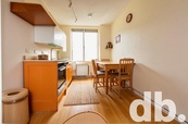 Prodej byty 2+1, 60 m2 - Karlovy Vary - Dvory - K.Kučery, cena 2250000 CZK / objekt, nabízí 