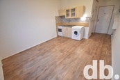 Pronájem bytu 1+kk 20 m2, Karlovy Vary - Bohatice, cena 9000 CZK / objekt / měsíc, nabízí Dobrébydlení Trading