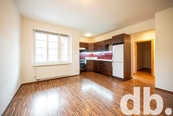 Pronájem bytu 3+kk 49 m2, Dalovice, cena 11255 CZK / objekt / měsíc, nabízí 