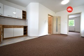 Pronájem bytu 2+kk, 52 m2 - Ostrov, Karlovarská ul., cena 15000 CZK / objekt / měsíc, nabízí 