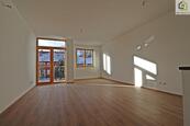 Pronájem bytu 1 + kk 37 m2, balkon, cena 8500 CZK / objekt / měsíc, nabízí 