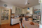 Prodej rodinného domu 102 m2, pozemek 240 m2, cena 6190000 CZK / objekt, nabízí 