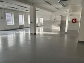Pronájem skladových, výrobních prostor, cena 50000 CZK / objekt / měsíc, nabízí 