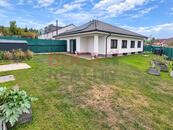 Pronájem bytu 5+kk v novostavbě RD, 130 m2, terasa, zahrada - Včelná
