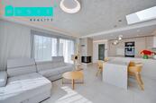 Prodej zánovního, luxusního rodinného domu v Olomouci-Křelově, cena 13990000 CZK / objekt, nabízí 