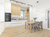 Pronájem bytu 2+kk, 42 m2, Slavníkovců, Ostrava, cena 16500 CZK / objekt / měsíc, nabízí 