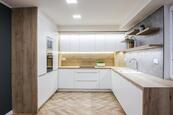 Pronájem luxusního bytu 2+kk, 60 m2, Moravská Ostrava, ul. Petra Křičky