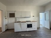 Pronájem zrekonstruovaného bytu 2+1 ul. Purkyňova, Ústí nad Labem Střekov, cena 12000 CZK / objekt / měsíc, nabízí 