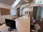 Pronájem, Administrativní prostory a objekty, Karlovy Vary, cena 16958 CZK / objekt / měsíc, nabízí REAL ESTATE CZECH REPUBLIC a.s.