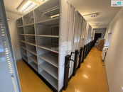 Pronájem, Prostory a objekty pro obchod a služby, Karlovy Vary, cena 11650 CZK / objekt / měsíc, nabízí 