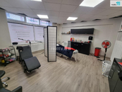 Pronájem, Prostory a objekty pro obchod a služby, Ostrava, cena 13000 CZK / objekt / měsíc, nabízí REAL ESTATE CZECH REPUBLIC a.s.