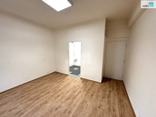 Pronájem, Administrativní prostory a objekty, Praha 3, cena 16000 CZK / objekt / měsíc, nabízí REAL ESTATE CZECH REPUBLIC a.s.