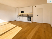 Pronájem, Byt 1+kk, Praha 5, cena 22000 CZK / objekt / měsíc, nabízí REAL ESTATE CZECH REPUBLIC a.s.