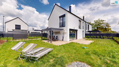 Prodej, Rodinný dům, Veleň, cena 15800000 CZK / objekt, nabízí REAL ESTATE CZECH REPUBLIC a.s.