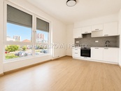 Pronájem novostavby bytu 1+kk, byt číslo B.5, residence Hálkova, ČB, cena 12000 CZK / objekt / měsíc, nabízí 