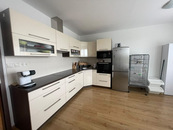 Pronájem novostavby bytu 3+kk s terasou, Rožnov, cena 20000 CZK / objekt / měsíc, nabízí 