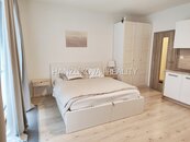 Pronájem novostavby bytu 1+kk s balkonem, byt B.6.10, rezidence DLOUHÁ LOUKA 2.etapa, cena 11000 CZK / objekt / měsíc, nabízí 