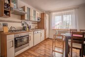 pronájem zrekonstruovaného, zděného, zařízeného bytu 2+1 s parkovacím stáním, Pražská tř., ČB, cena 15000 CZK / objekt / měsíc, nabízí 