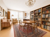 Prodej družstevního bytu 2+kk s balkonem | Jizerská, České Budějovice, cena 4200000 CZK / objekt, nabízí HANZLÍKOVÁ REALITY s.r.o.