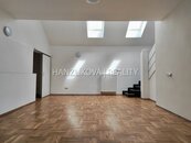 Pronájem zrekonstruovaného bytu 3+kk, Skuherského, cena 17000 CZK / objekt / měsíc, nabízí 