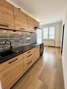 Pronájem prostorného bytu 2+1 s lodžií, 72 m2 - ul. J. Opletala, České Budějovice, cena 16000 CZK / objekt / měsíc, nabízí HANZLÍKOVÁ REALITY s.r.o.