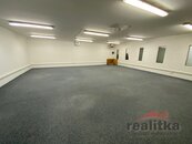 Pronájem skladových a kancelářských prostor, od 30 m2 do 1000 m2, Sadová ul., Opava, cena 120 CZK / m2 / měsíc, nabízí