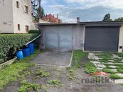 Pronájem garáže 22m2 s elektřinou, Dukelská ul, Opava, cena 2000 CZK / objekt / měsíc, nabízí 