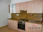 Pronájem velmi hezkého bytu 2+kk, 64m2, se zahradou, Opava, ul. Pekařská, cena 12500 CZK / objekt / měsíc, nabízí 