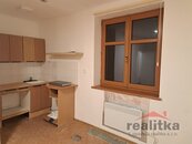 Pronájem bytu 1+kk, 28m2, Opava, ul. Polní, cena 6600 CZK / objekt / měsíc, nabízí 