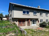 Prodej rodinného domu 1+1 a 5+1 s garáži, zahradou a hospodářskou budovou, okres Opava, obec Skřipov, cena 4500000 CZK / objekt, nabízí 1. opavská realitka s.r.o.