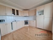 Pronájem bytu 1+1 na Bílovecké ul. v Opavě., cena 9000 CZK / objekt / měsíc, nabízí 