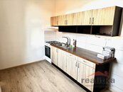 Pronájem bytu 3+1, Pekařská, Opavě- Předměstí, cena 15000 CZK / objekt / měsíc, nabízí 1. opavská realitka s.r.o.