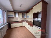 Pronájem krásného bytu s lodžií 3+1, 80m2, Opava, ul. Ed. Beneše, cena 14000 CZK / objekt / měsíc, nabízí 1. opavská realitka s.r.o.