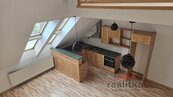 Prodej mezonetového bytu 3+kk, 98m2, se zahradou a parkováním, Opava, ul. Nákladní, cena 5980000 CZK / objekt, nabízí 