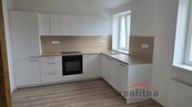 Pronájem velkého bytu 4+kk, Opava, ul. Nákladní, cena 21000 CZK / objekt / měsíc, nabízí 1. opavská realitka s.r.o.